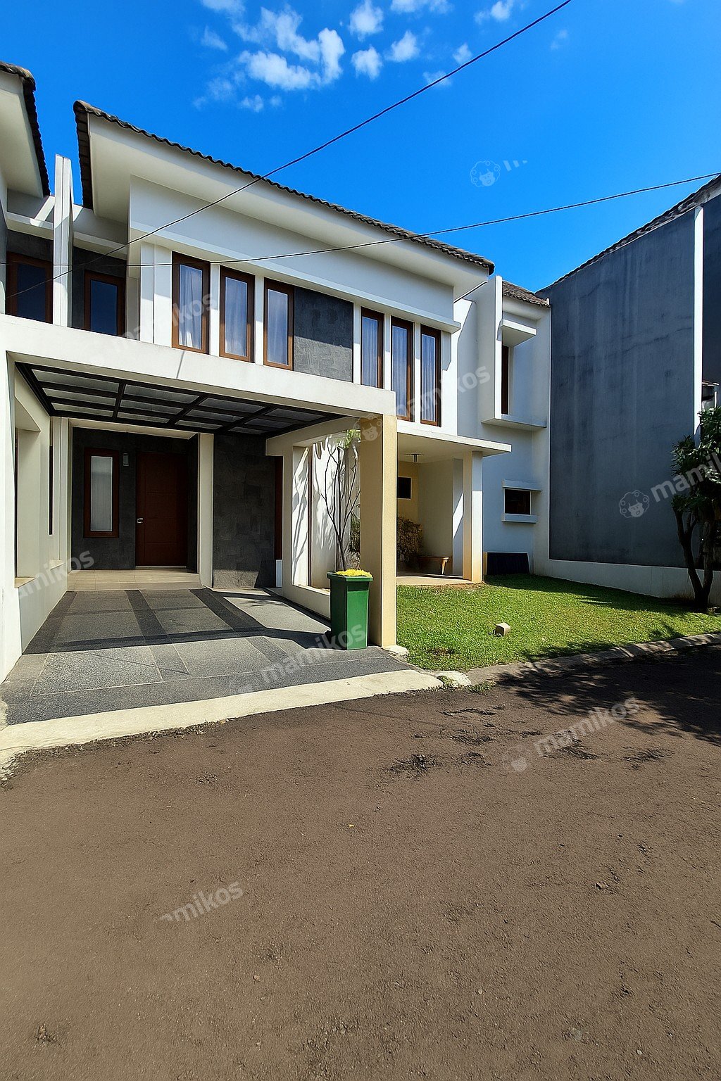 Rumah Sertifikat SHM 3 Kamar Tidur 4 Kamar Mandi Cilandak Jakarta Selatan - Photo 2