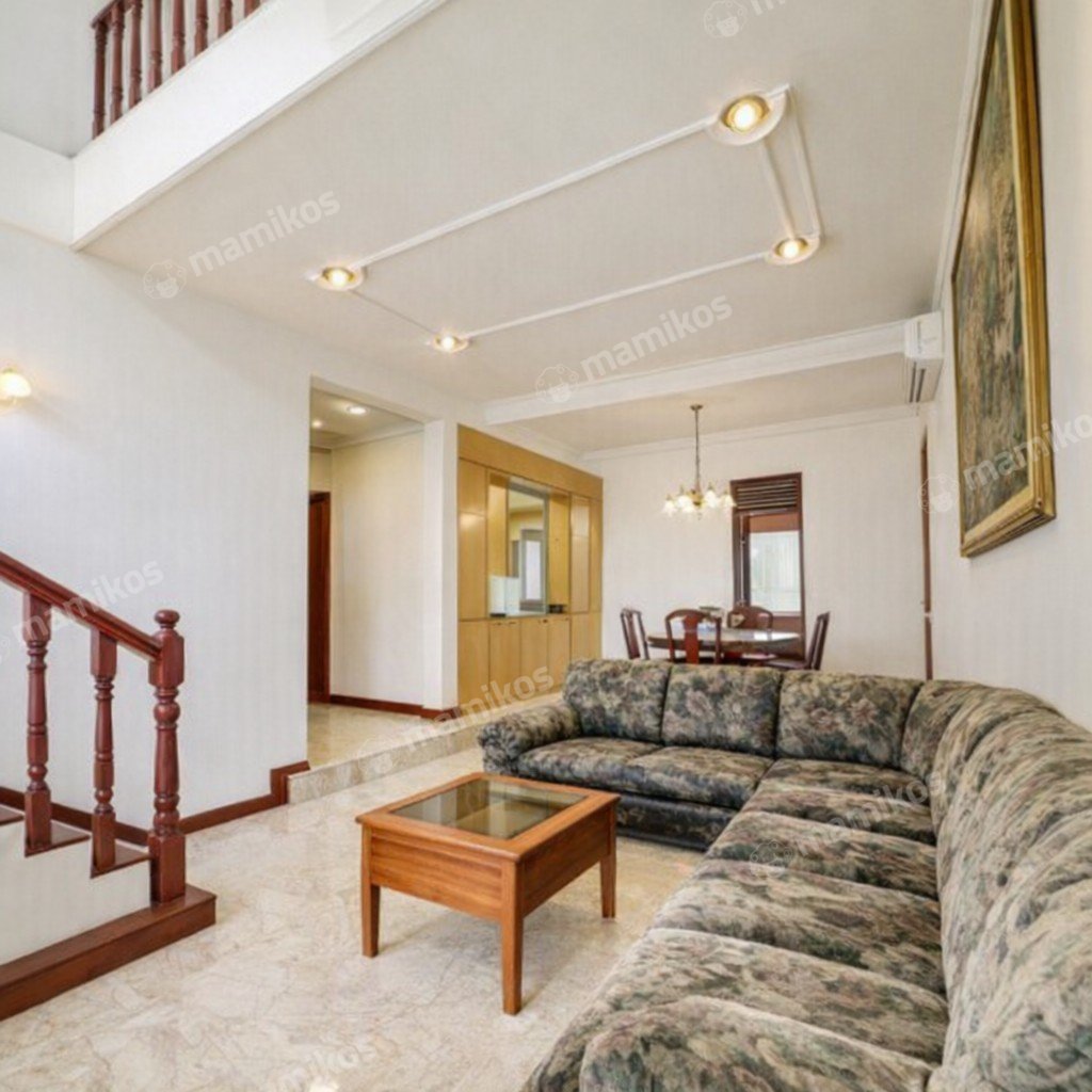 Rumah Sertifikat SHM 3 Kamar Tidur 3 Kamar Mandi Pondok Indah Jakarta Selatan - Photo 4