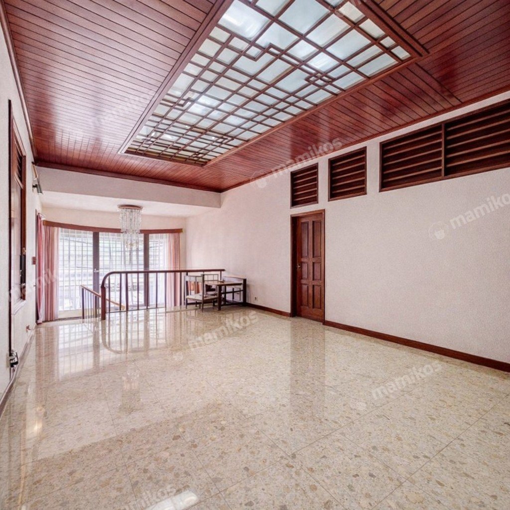 Rumah Sertifikat SHM 3 Kamar Tidur 3 Kamar Mandi Pondok Indah Jakarta Selatan - Photo 5