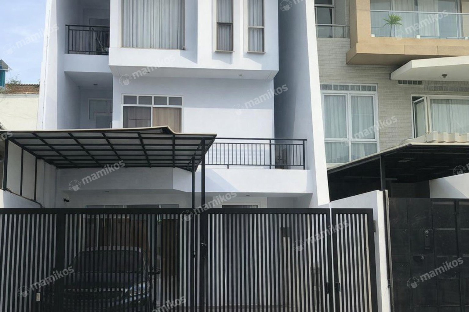 Rumah Sertifikat SHM 5 Kamar Tidur 5 Kamar Mandi Pantai Indah Kapuk Jakarta Utara