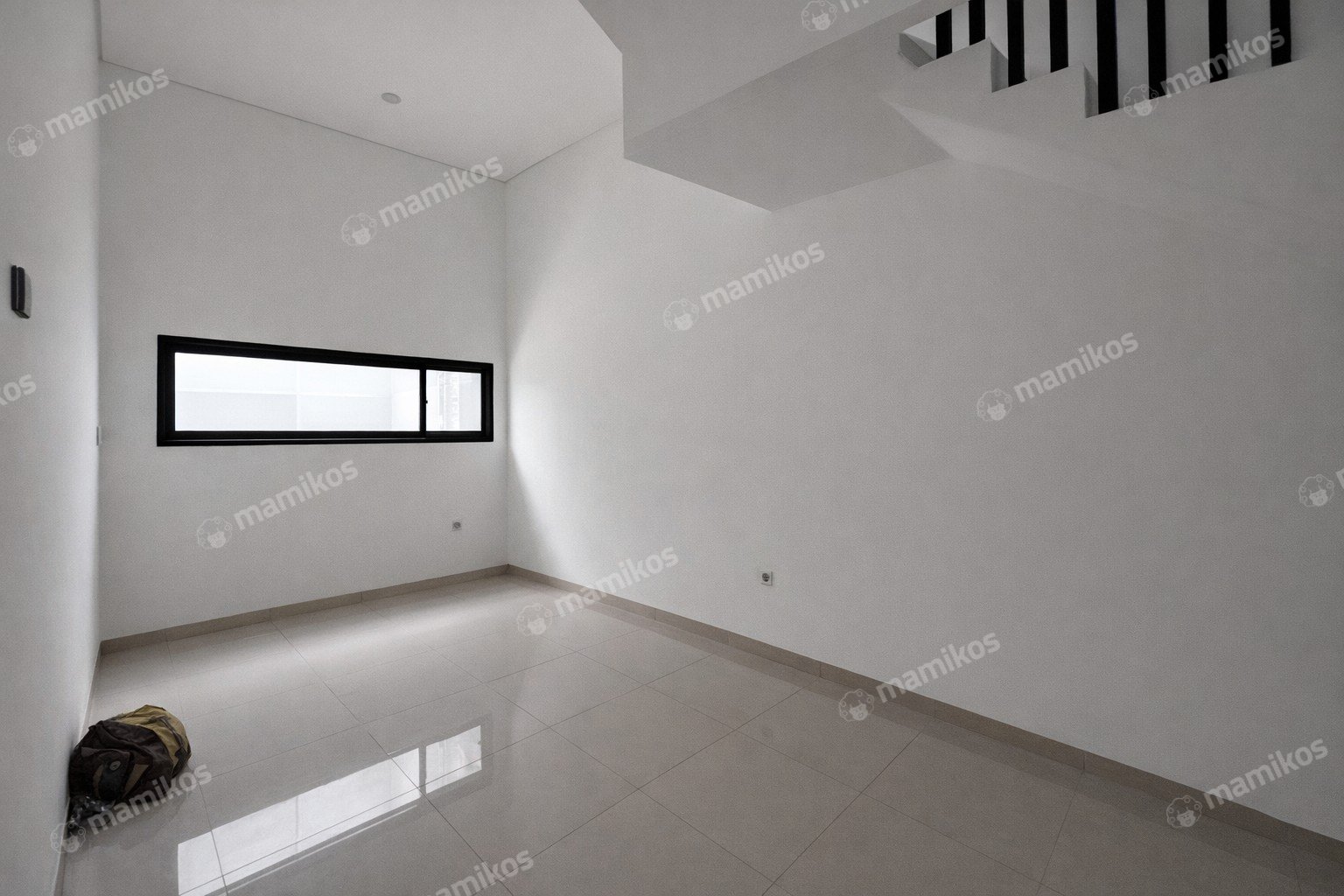 Rumah Sertifikat SHM 4 Kamar Tidur 4 Kamar Mandi Pondok Labu Jakarta Selatan - Photo 5
