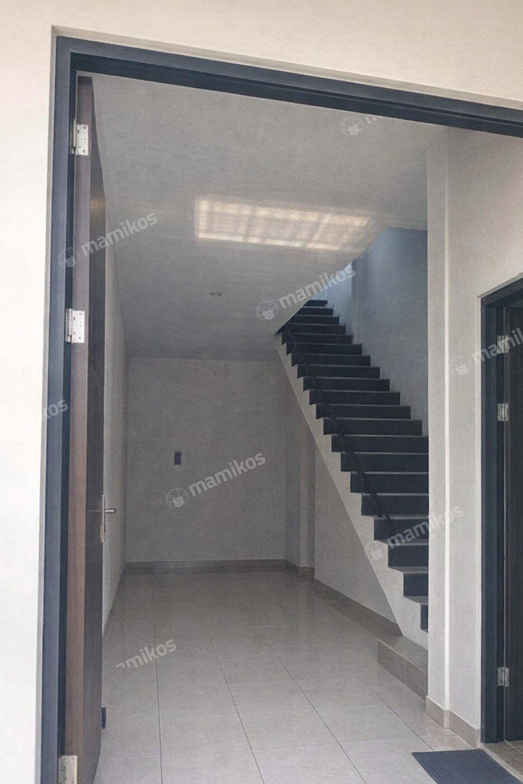 Rumah Sertifikat SHM 3 Kamar Tidur 3 Kamar Mandi Metland Puri Jakarta Barat - Photo 2