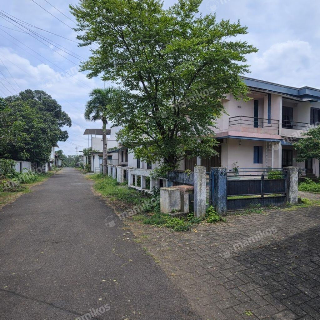 Rumah Sertifikat SHM 4 Kamar Tidur 3 Kamar Mandi Pondok Kelapa Jakarta Timur - Photo 5