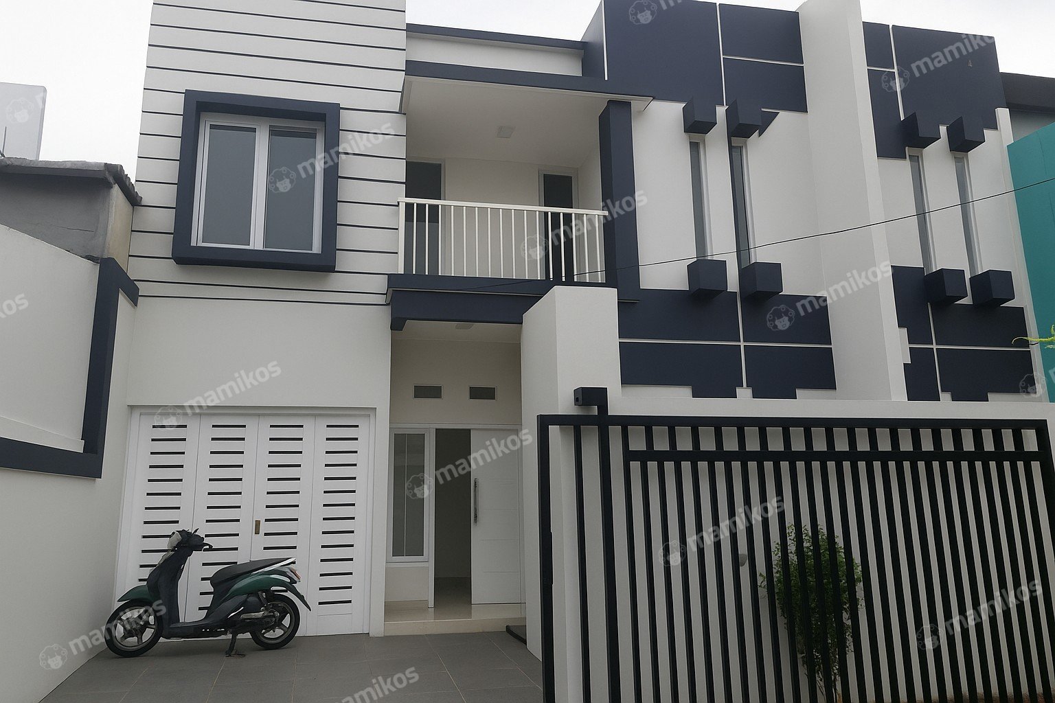 Rumah Sertifikat SHM 5 Kamar Tidur 4 Kamar Mandi Petukangan Jakarta Selatan