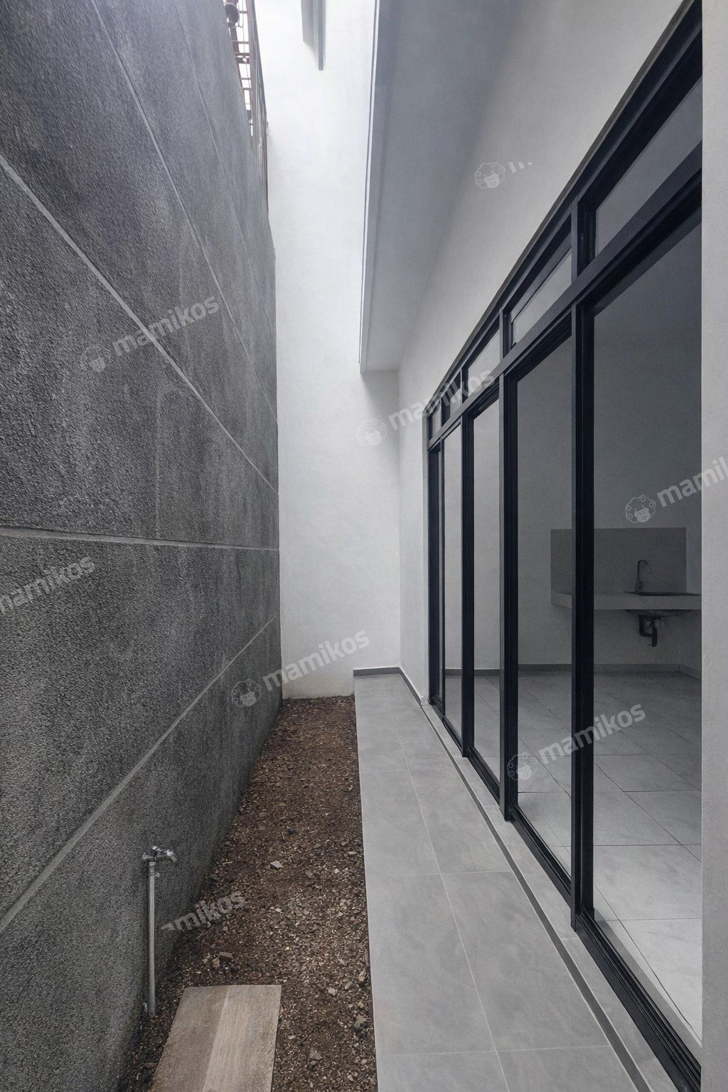 Rumah Sertifikat SHM 3 Kamar Tidur 3 Kamar Mandi Villa Meruya Jakarta Barat - Photo 5
