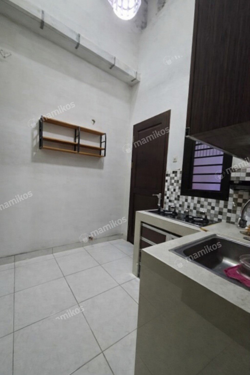Rumah Sertifikat SHM 2 Kamar Tidur 2 Kamar Mandi Kelapa Gading Jakarta Utara - Photo 4