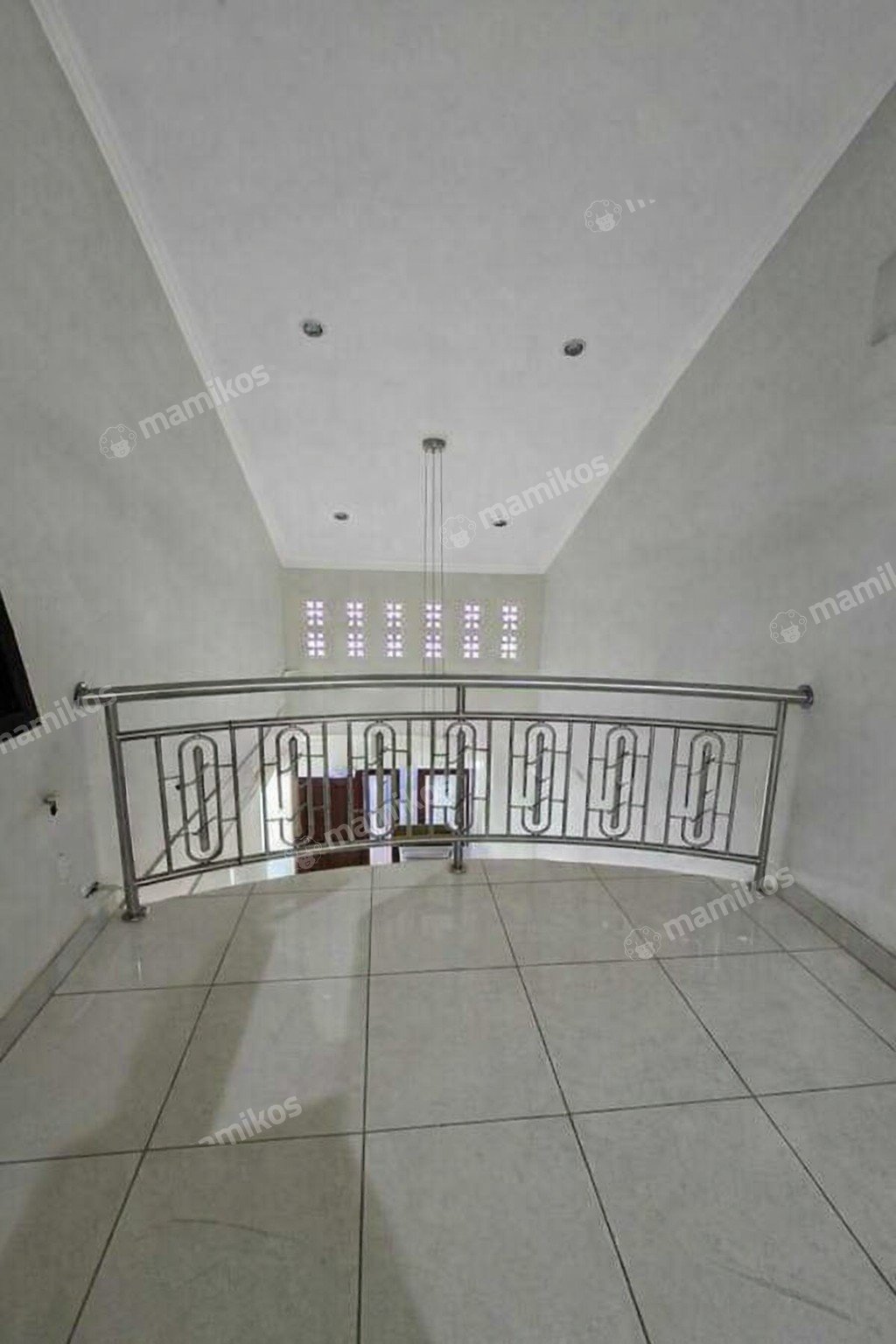 Rumah Sertifikat SHM 2 Kamar Tidur 2 Kamar Mandi Kelapa Gading Jakarta Utara - Photo 5