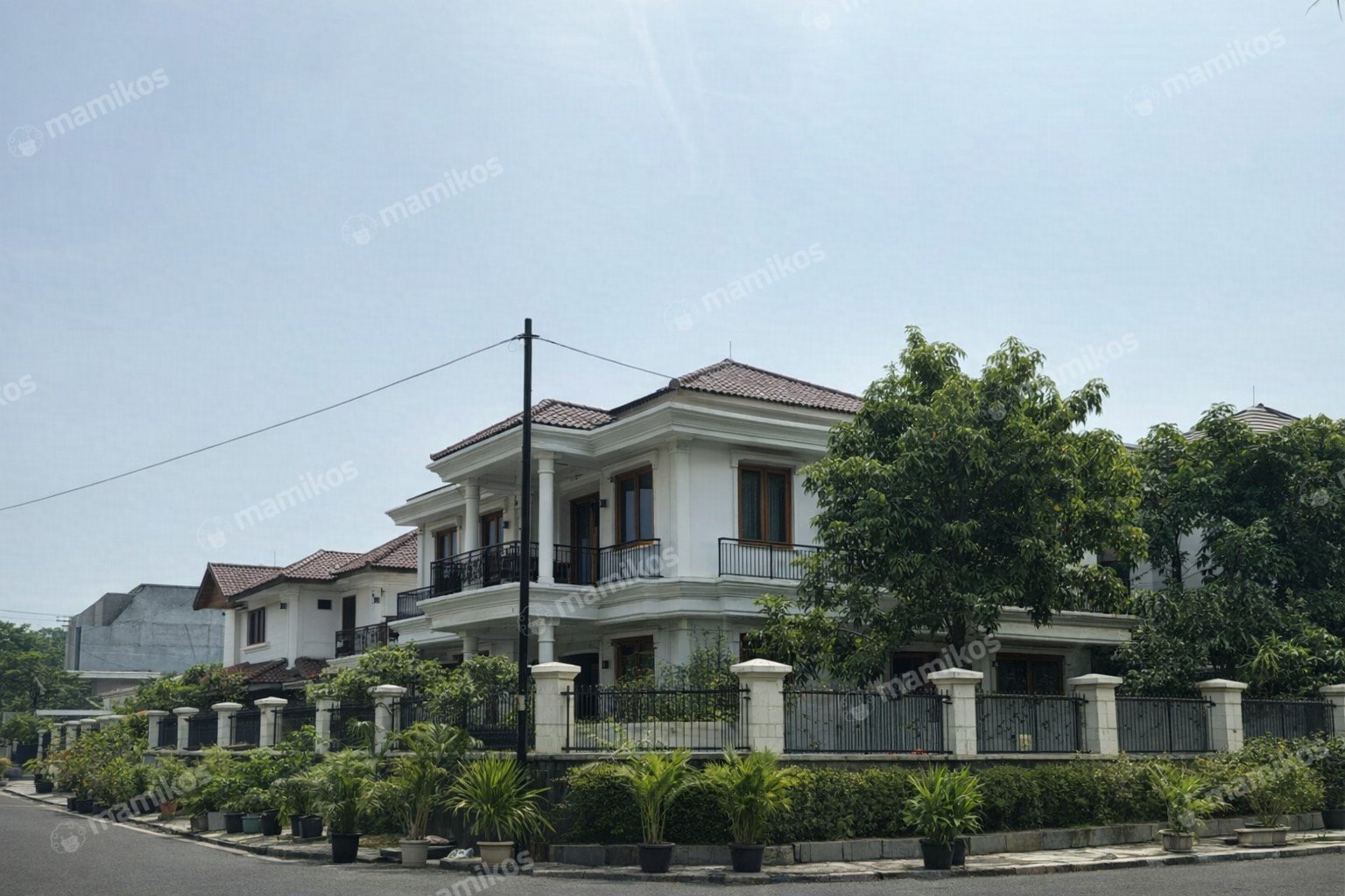 Rumah Sertifikat SHM 6 Kamar Tidur 5 Kamar Mandi Kayu Putih Jakarta Timur