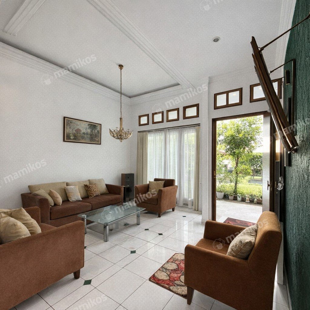 Rumah Sertifikat SHM 5 Kamar Tidur 4 Kamar Mandi Cibubur Jakarta Timur - Photo 4