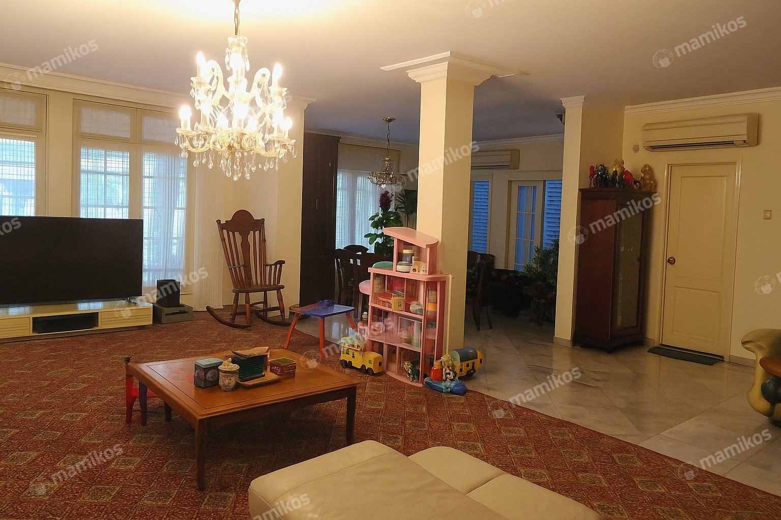Rumah Sertifikat SHM 6 Kamar Tidur 6 Kamar Mandi Kemanggisan Jakarta Barat