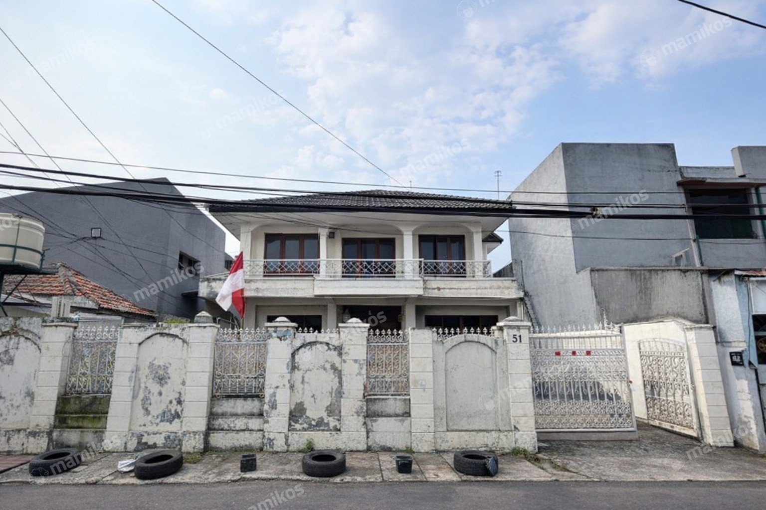 Rumah Sertifikat SHM 6 Kamar Tidur 6 Kamar Mandi Mampang Prapatan Jakarta Selatan