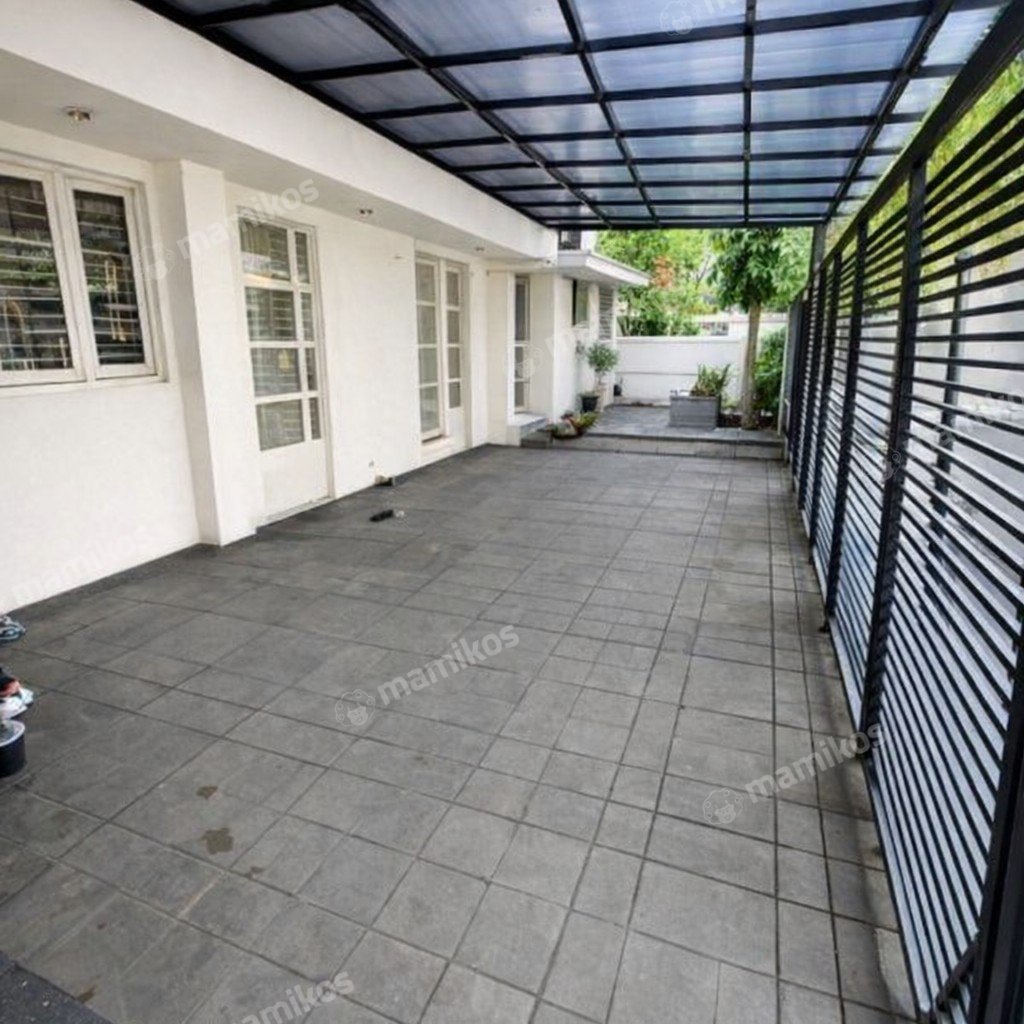 Rumah Sertifikat SHM 4 Kamar Tidur 5 Kamar Mandi Pondok Indah Jakarta Selatan - Photo 4