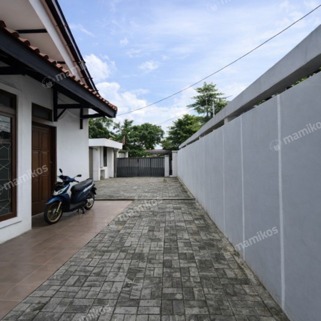 Rumah Sertifikat SHM 3 Kamar Tidur 2 Kamar Mandi Cipete Jakarta Selatan - Photo 5