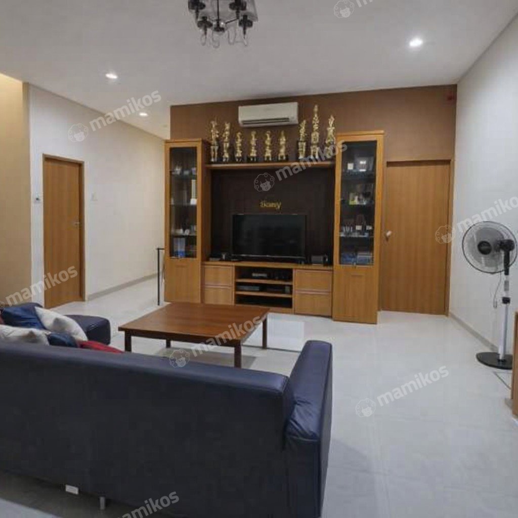 Rumah Sertifikat SHM 3 Kamar Tidur 2 Kamar Mandi Kembangan Jakarta Barat - Photo 2
