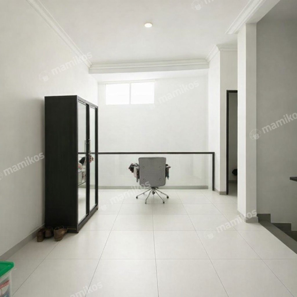 Rumah Sertifikat SHM 3 Kamar Tidur 2 Kamar Mandi Kalibata Jakarta Selatan - Photo 3