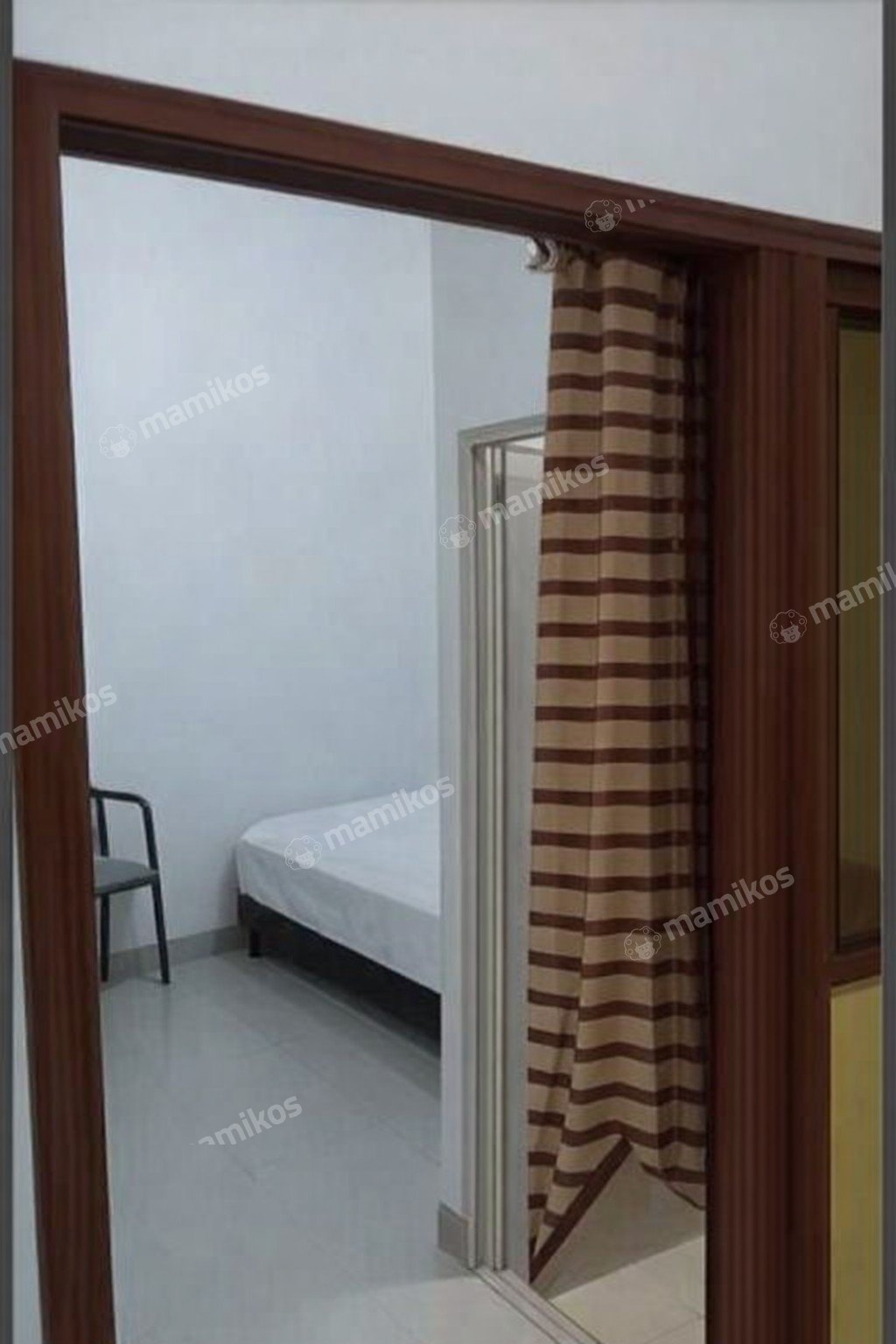 Rumah Sertifikat SHM 15 Kamar Tidur 14 Kamar Mandi Cipinang Jakarta Timur - Photo 2