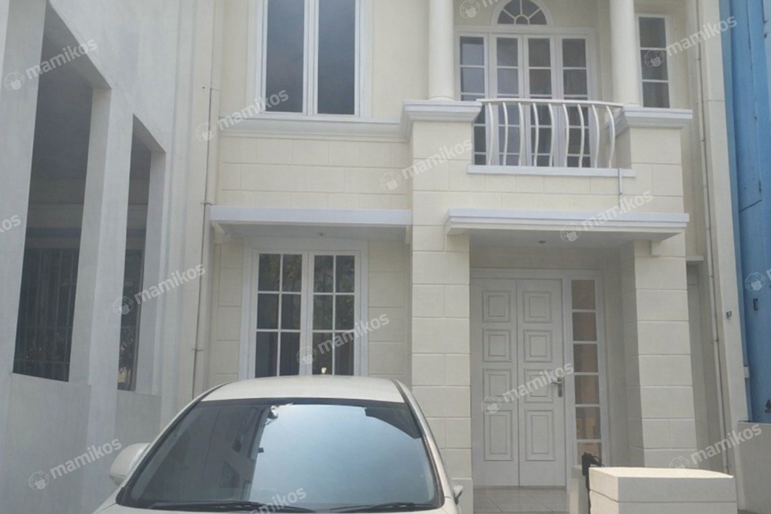 Rumah Sertifikat SHM 3 Kamar Tidur 3 Kamar Mandi Citra Grand Jakarta Timur