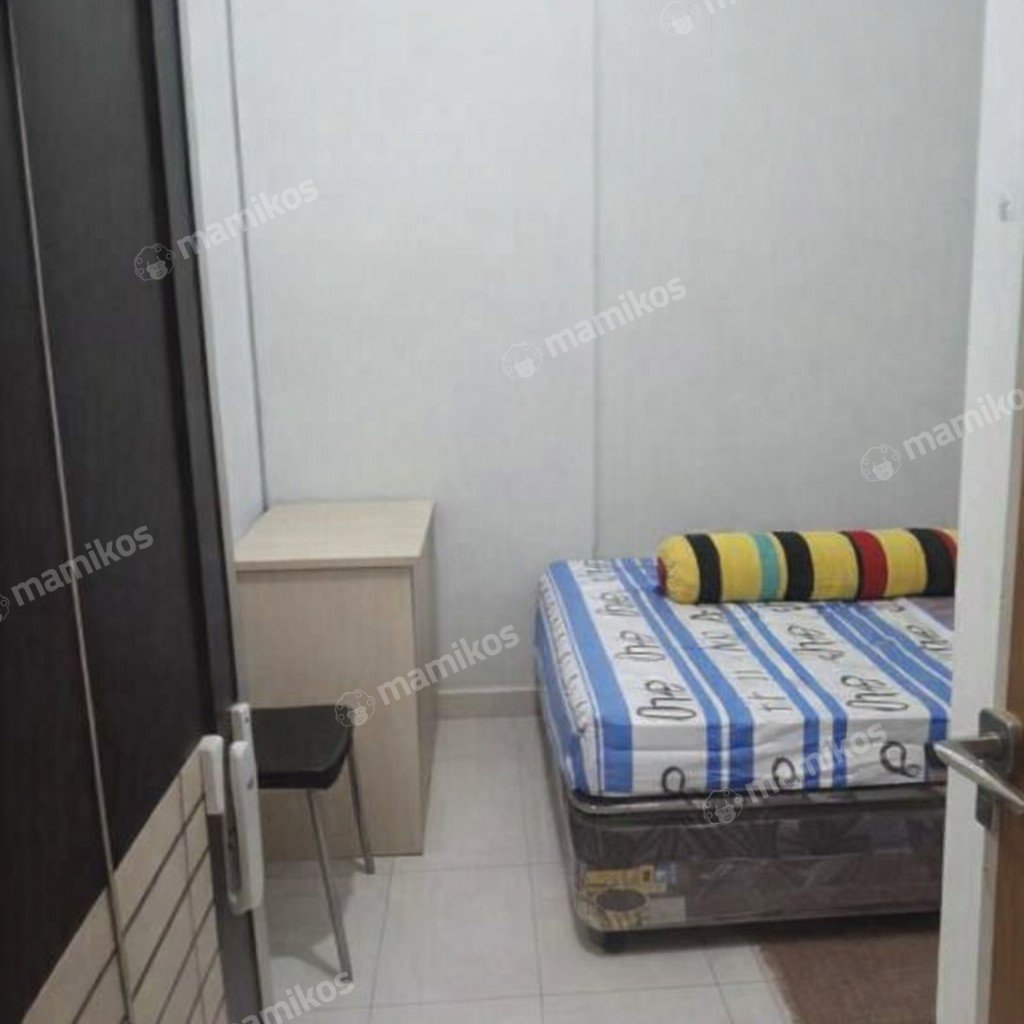 Rumah Sertifikat SHM 34 Kamar Tidur 33 Kamar Mandi Kemanggisan Jakarta Barat - Photo 2