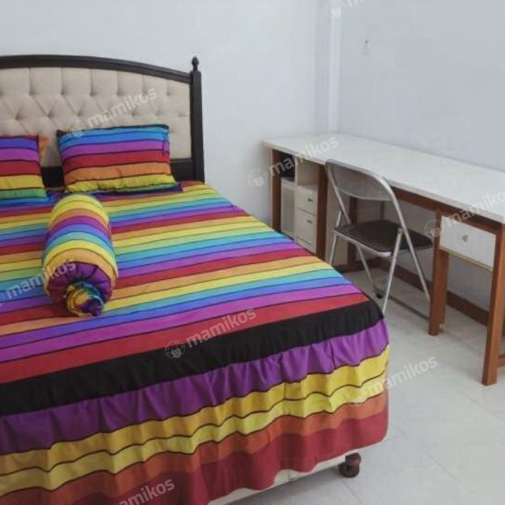 Rumah Sertifikat SHM 34 Kamar Tidur 33 Kamar Mandi Kemanggisan Jakarta Barat - Photo 4