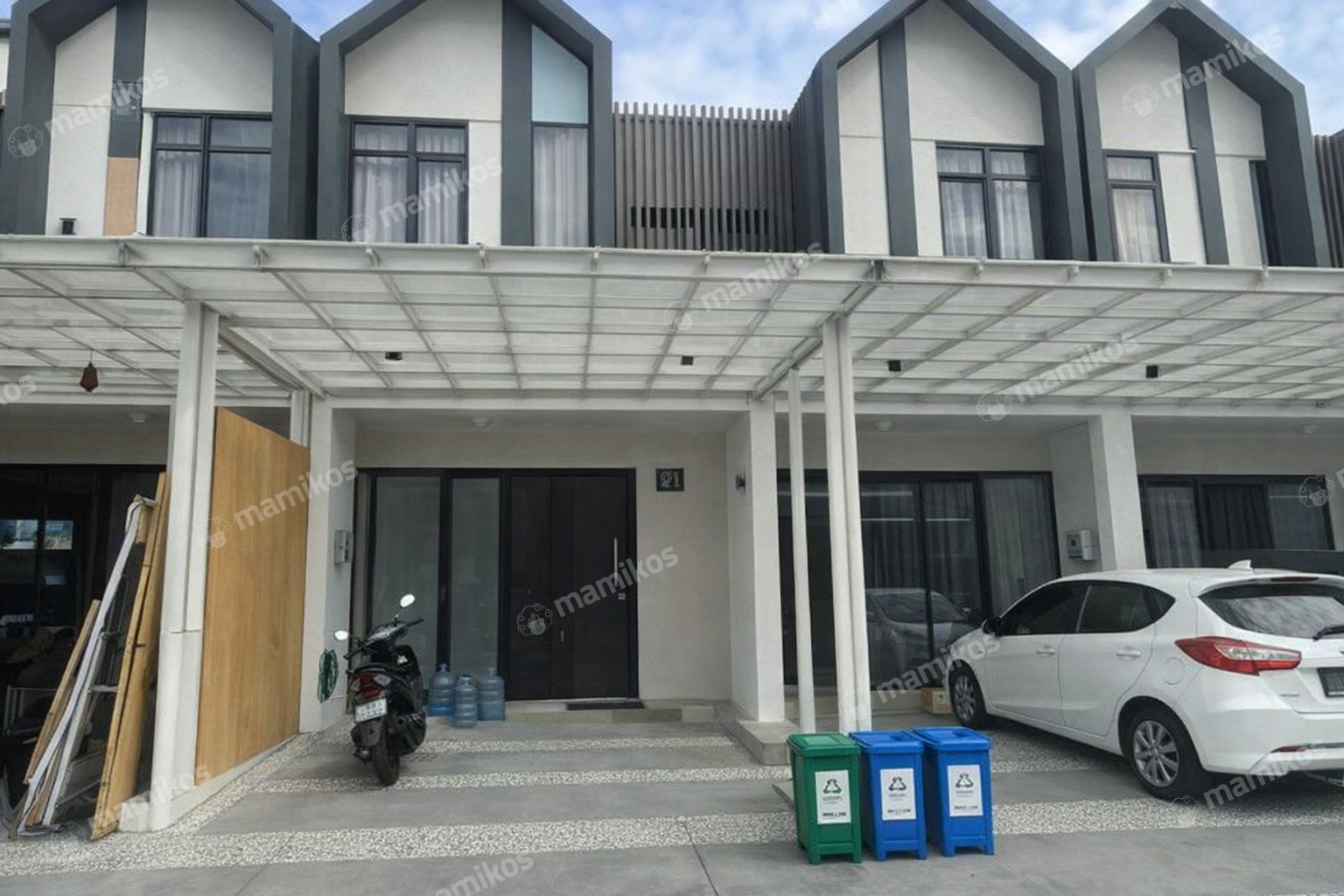 Rumah Sertifikat SHM 2 Kamar Tidur 2 Kamar Mandi Pantai Indah Kapuk 2 Jakarta Utara