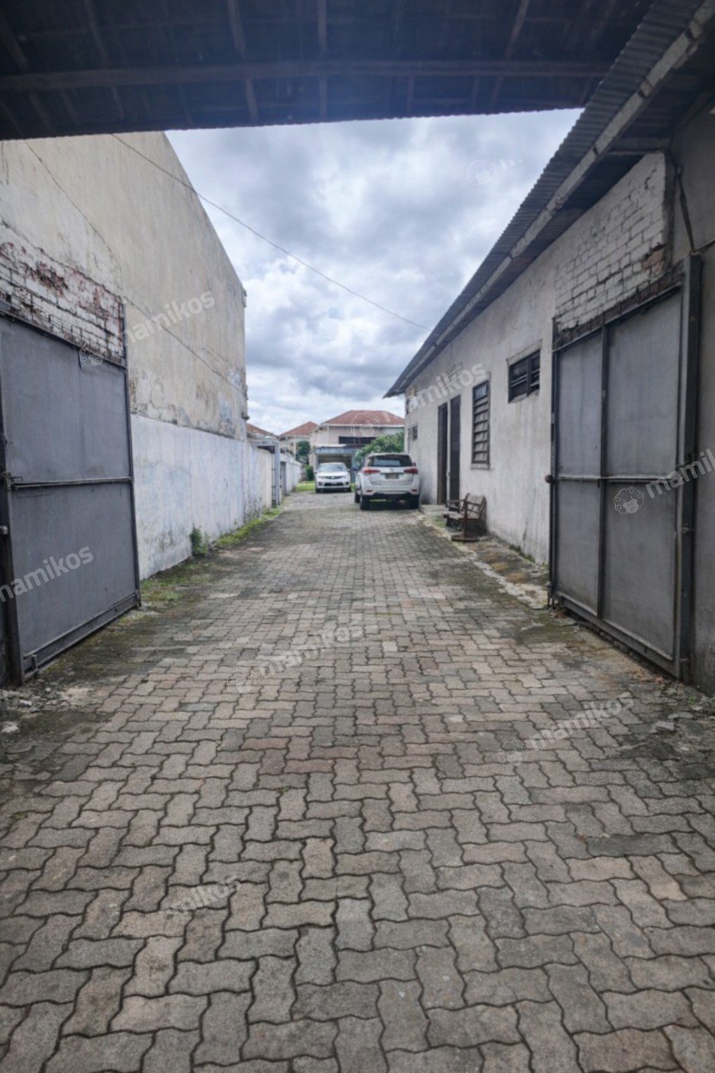 Rumah Sertifikat SHM 4 Kamar Tidur 2 Kamar Mandi Jatinegara Jakarta Timur - Photo 5