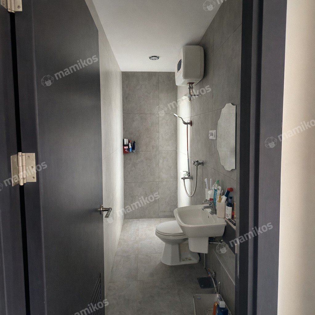 Rumah 3 Kamar Tidur 2 Kamar Mandi 2 Lantai Cakung Jakarta Timur - Photo 2