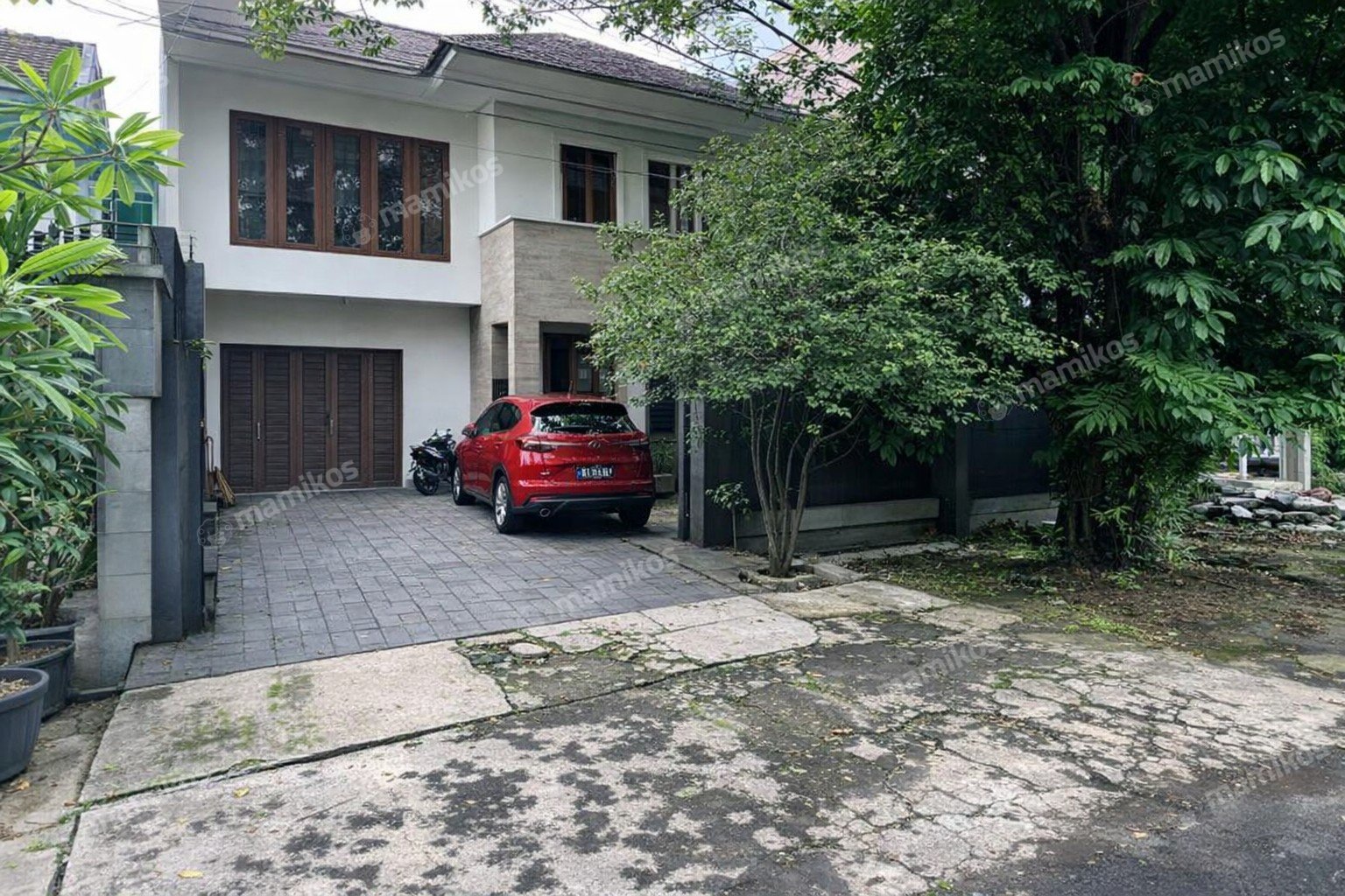 Rumah Sertifikat SHM 4 Kamar Tidur 3 Kamar Mandi Kebayoran Baru Jakarta Selatan