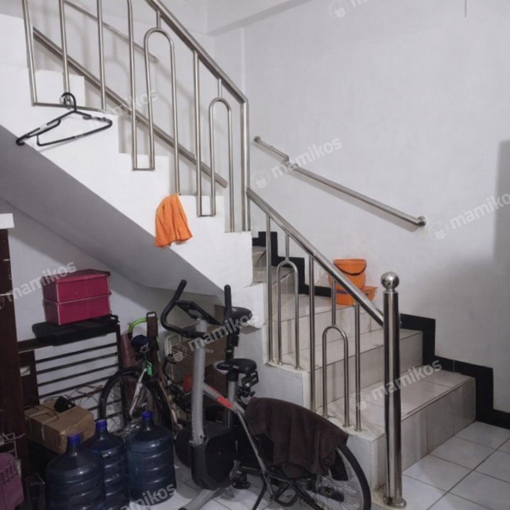 Rumah Sertifikat SHM 3 Kamar Tidur 2 Kamar Mandi Duren Sawit Jakarta Timur - Photo 2