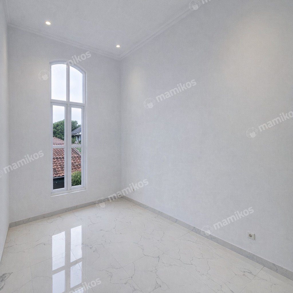 Rumah Sertifikat SHM 4 Kamar Tidur 4 Kamar Mandi Kemang Jakarta Selatan - Photo 5