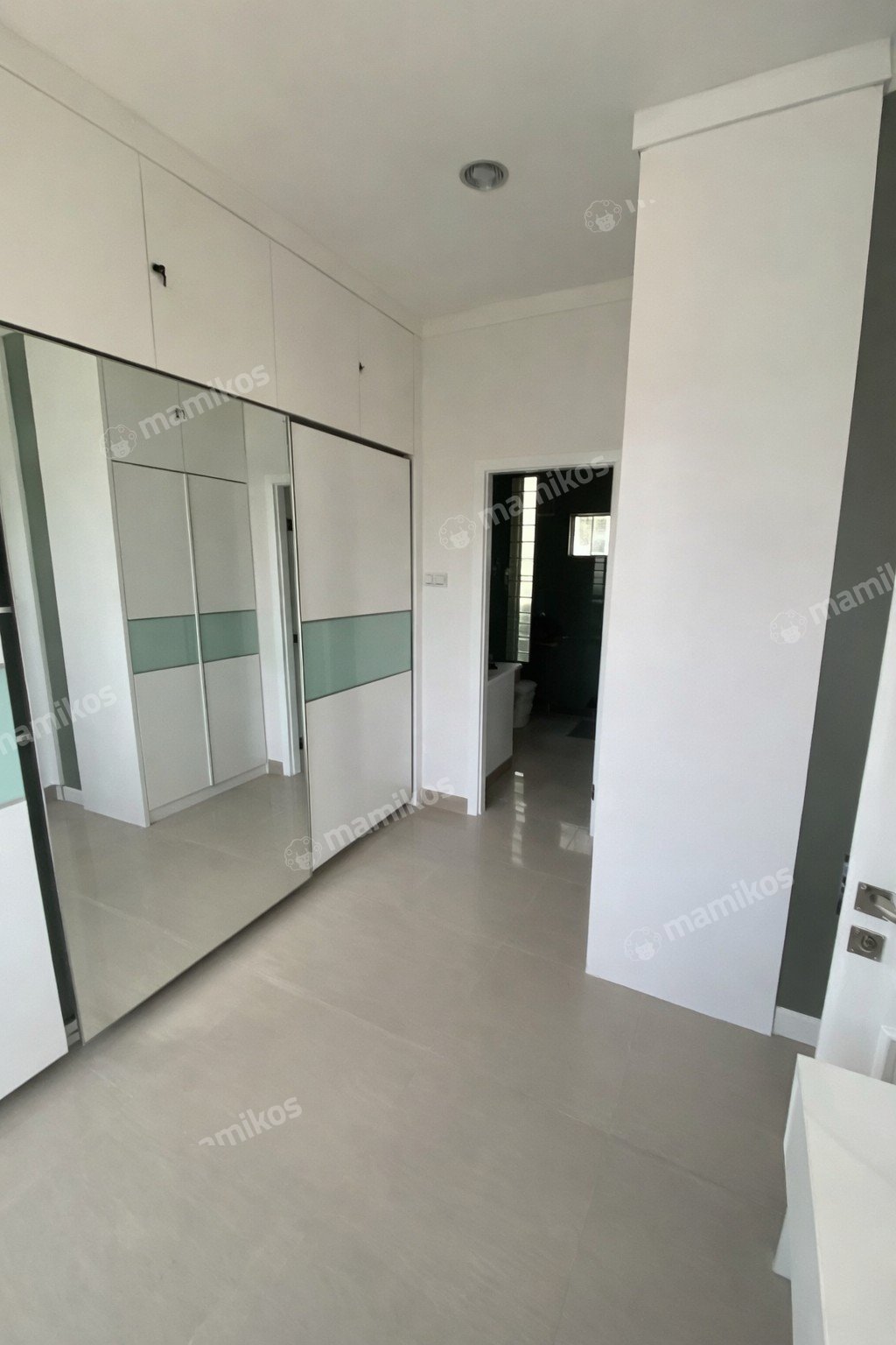 Rumah Sertifikat SHM 4 Kamar Tidur 3 Kamar Mandi Pantai Indah Kapuk Jakarta Utara - Photo 3
