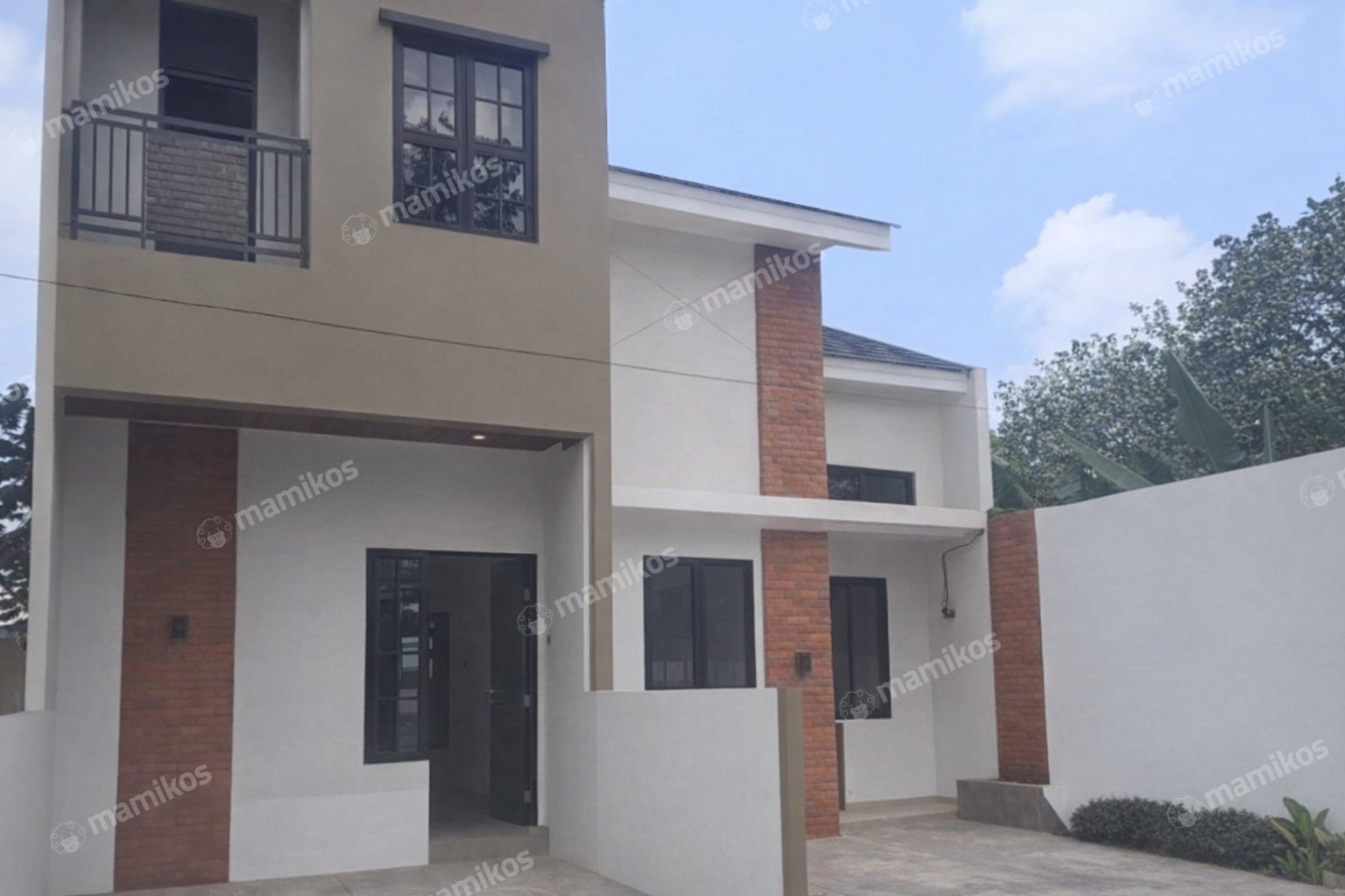 Rumah Sertifikat SHM 3 Kamar Tidur 2 Kamar Mandi Ciracas Jakarta Timur