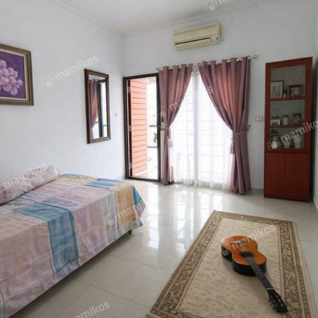 Rumah Sertifikat SHM 9 Kamar Tidur 8 Kamar Mandi Slipi Jakarta Barat - Photo 5