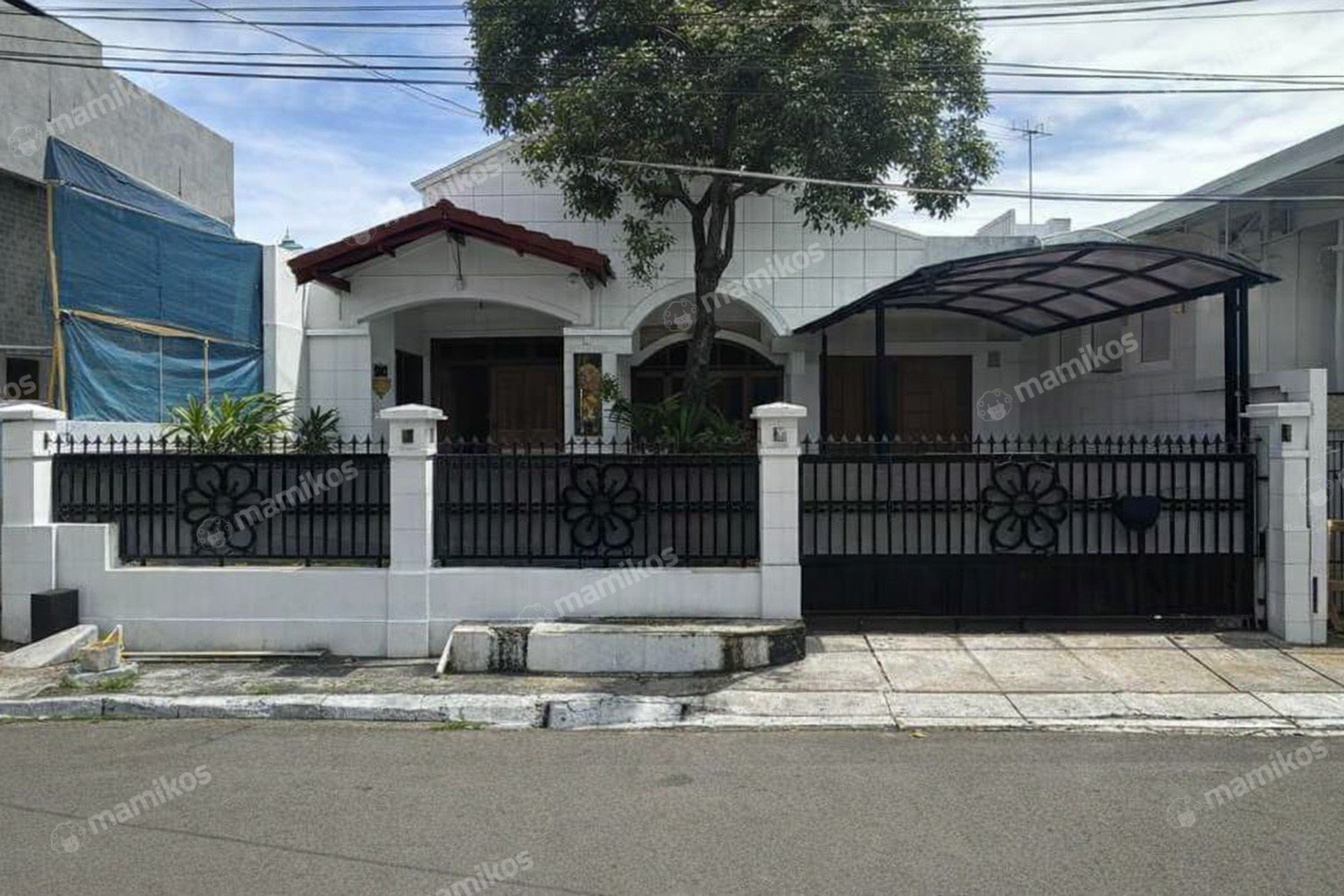 Rumah Sertifikat SHM 3 Kamar Tidur 3 Kamar Mandi Pondok Indah Jakarta Selatan