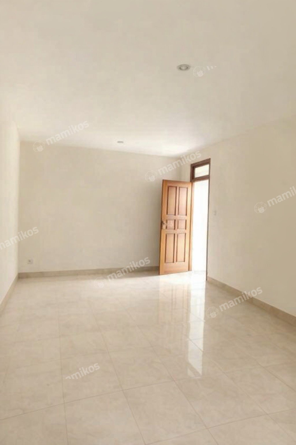 Rumah Sertifikat SHM 3 Kamar Tidur 3 Kamar Mandi Pondok Indah Jakarta Selatan - Photo 5