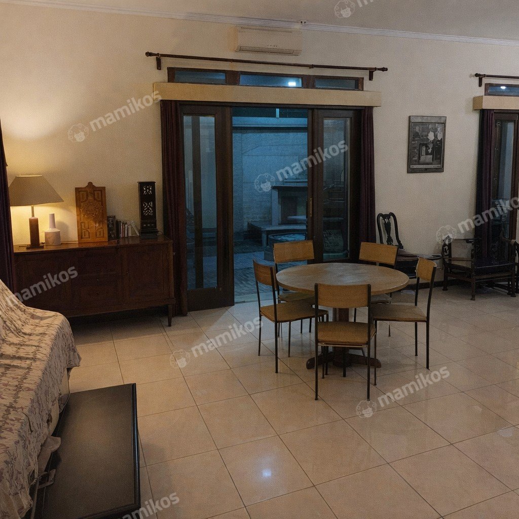 Rumah Sertifikat SHM 6 Kamar Tidur 6 Kamar Mandi Pulomas Jakarta Timur - Photo 2
