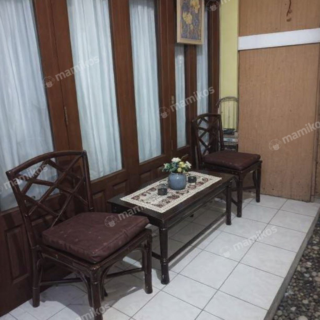Rumah Sertifikat SHM 6 Kamar Tidur 6 Kamar Mandi Pulomas Jakarta Timur - Photo 3