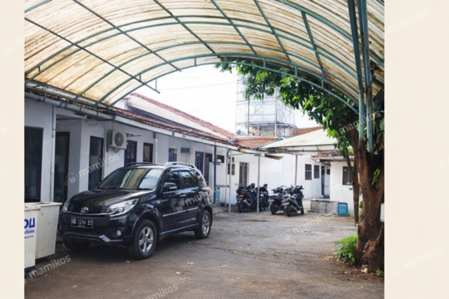 Rumah Sertifikat HGB 5 Kamar Tidur 4 Kamar Mandi Ragunan Jakarta Selatan - Photo 2