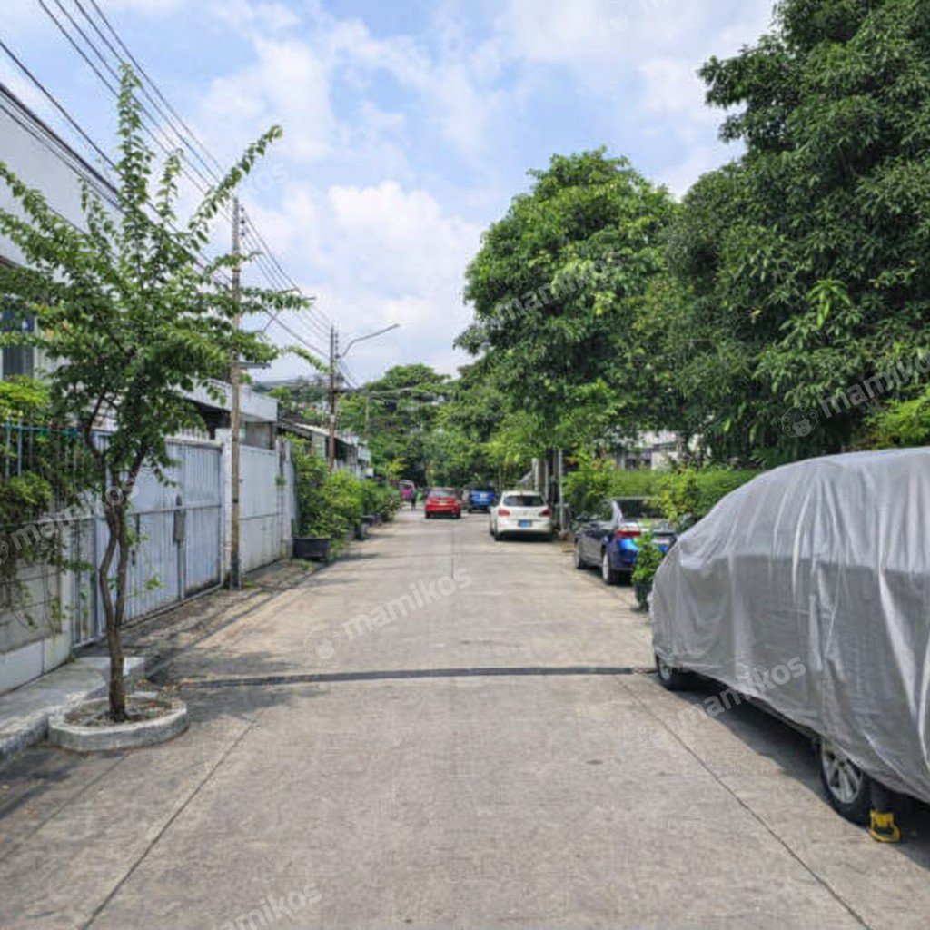 Rumah Sertifikat SHM 2 Lantai Taman Cosmos Jakarta Barat - Photo 3