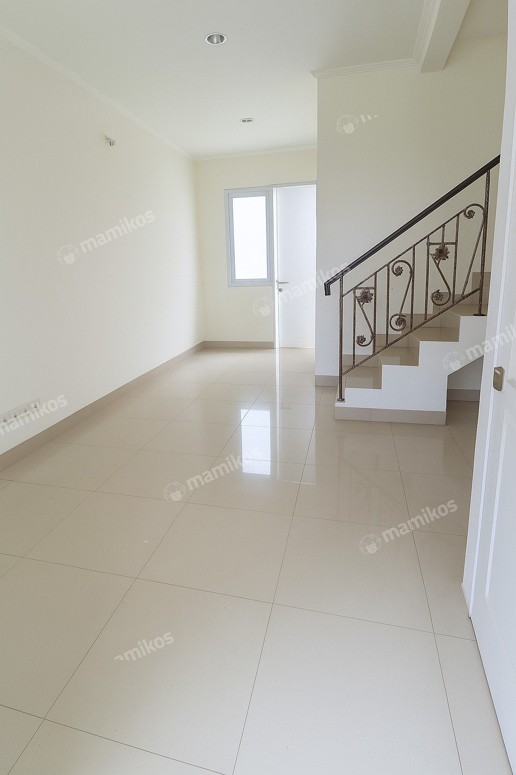 Rumah Sertifikat SHM 3 Kamar Tidur 2 Kamar Mandi Jakarta Garden City Jakarta Timur - Photo 2