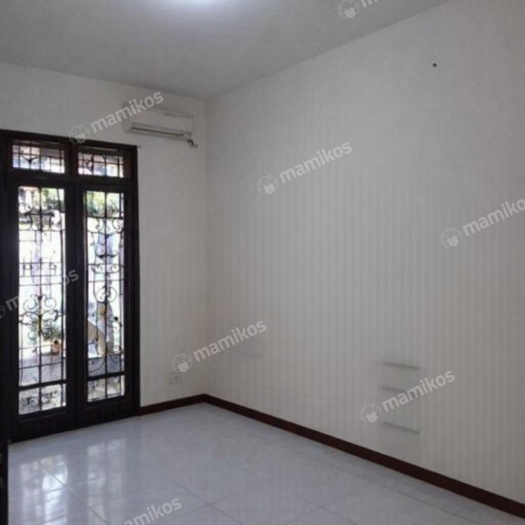 Rumah Sertifikat SHM 2 Kamar Tidur 1 Kamar Mandi Citra Garden Jakarta Barat - Photo 2