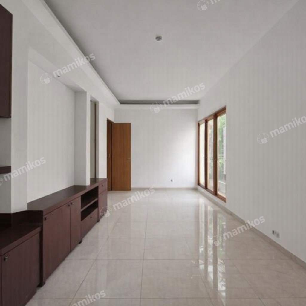 Rumah Sertifikat SHM 4 Kamar Tidur 3 Kamar Mandi Cipete Jakarta Selatan - Photo 3