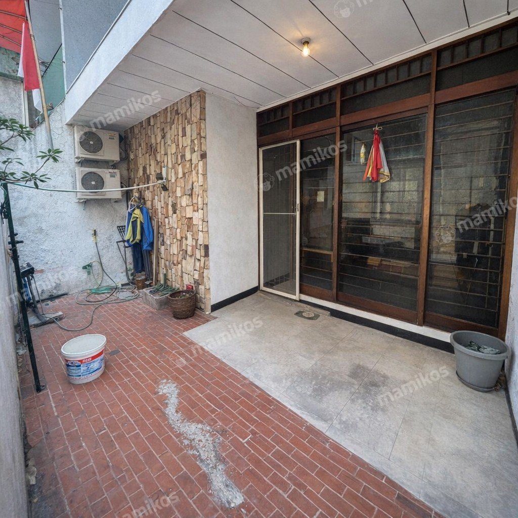 Rumah Sertifikat SHM 4 Kamar Tidur 1 Kamar Mandi Tanjung Duren Jakarta Barat - Photo 4