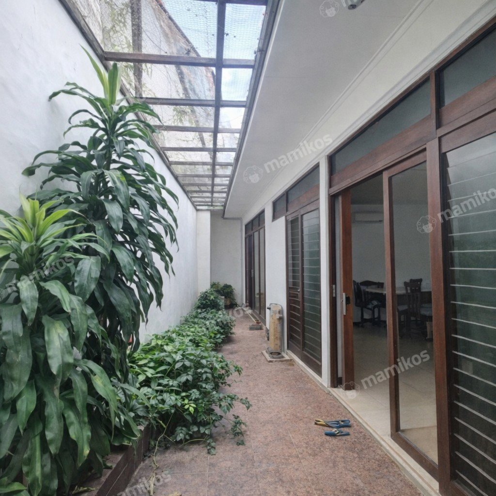 Rumah Sertifikat SHM 4 Kamar Tidur 4 Kamar Mandi Kebayoran Baru Jakarta Selatan - Photo 4