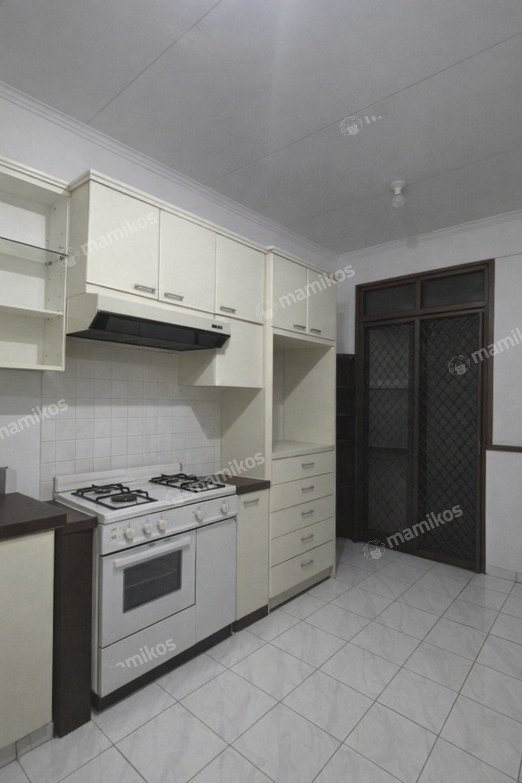 Rumah Sertifikat SHM 4 Kamar Tidur 4 Kamar Mandi Intercon Jakarta Barat - Photo 5