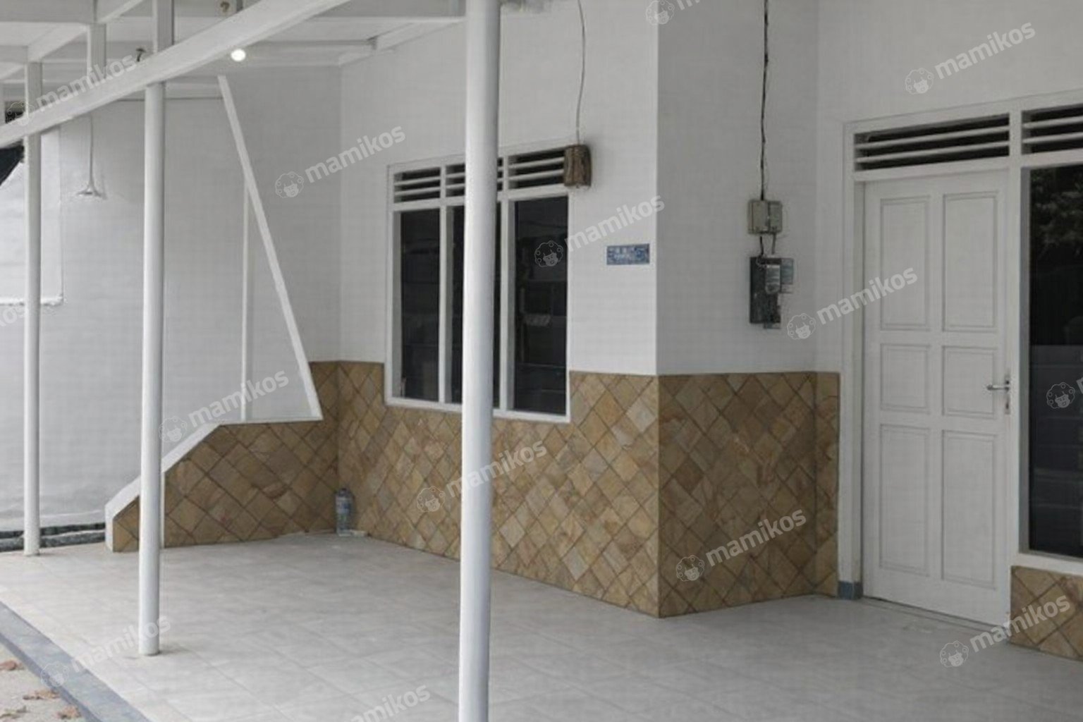 Rumah Sertifikat SHM 9 Kamar Tidur 5 Kamar Mandi Kebayoran Baru Jakarta Selatan