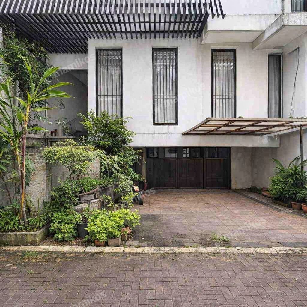 Rumah Sertifikat SHM 6 Kamar Tidur 6 Kamar Mandi Kemang Jakarta Selatan - Photo 2