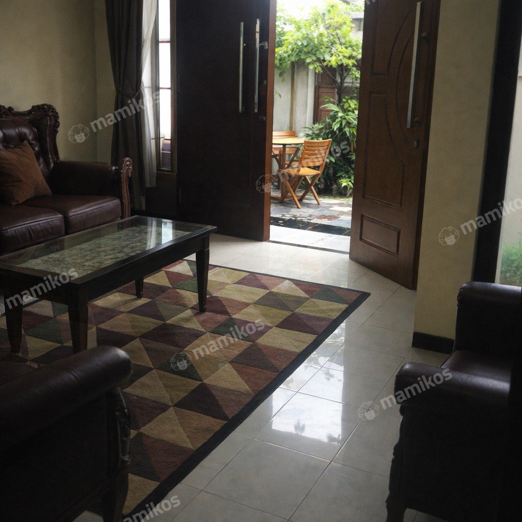 Rumah Sertifikat SHM 3 Kamar Tidur 3 Kamar Mandi Duren Sawit Jakarta Timur - Photo 2