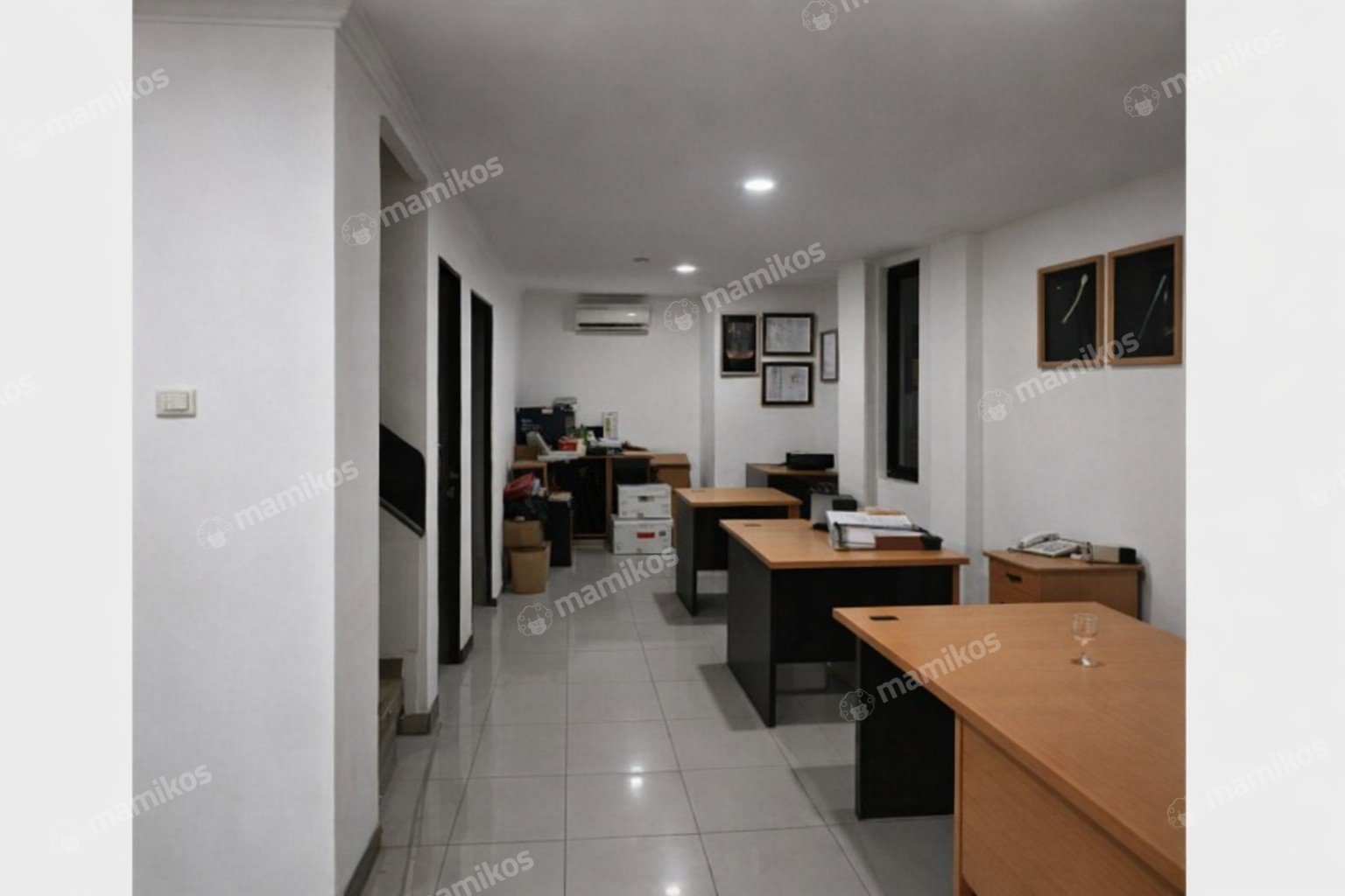 Rumah Sertifikat SHM 4 Kamar Tidur 3 Kamar Mandi Cipete Jakarta Selatan - Photo 2