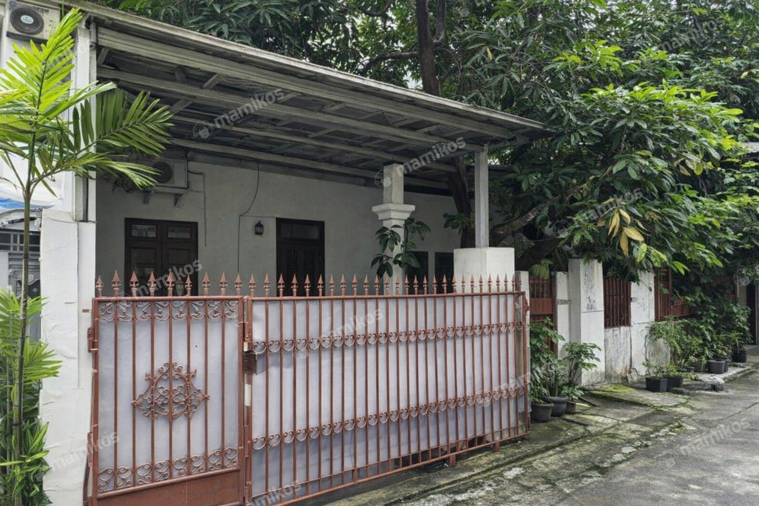 Rumah Sertifikat SHM 5 Kamar Tidur 2 Kamar Mandi Sunter Jakarta Utara