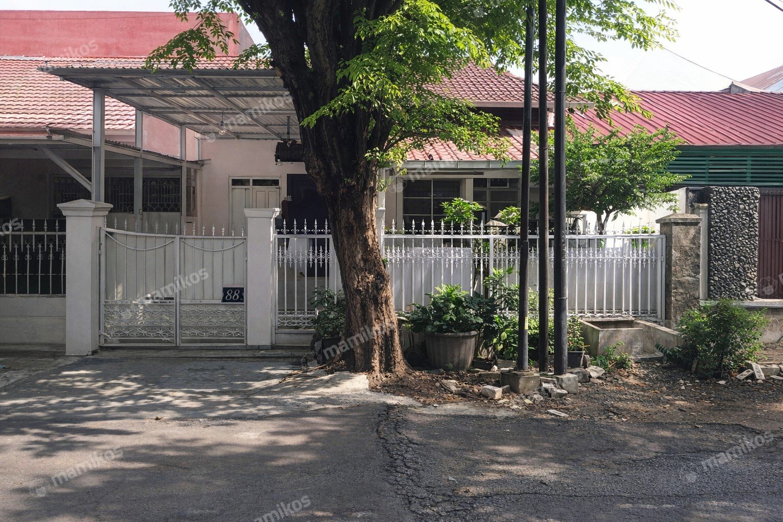 Rumah Sertifikat SHM 4 Kamar Tidur 3 Kamar Mandi Kayu Putih Jakarta Timur